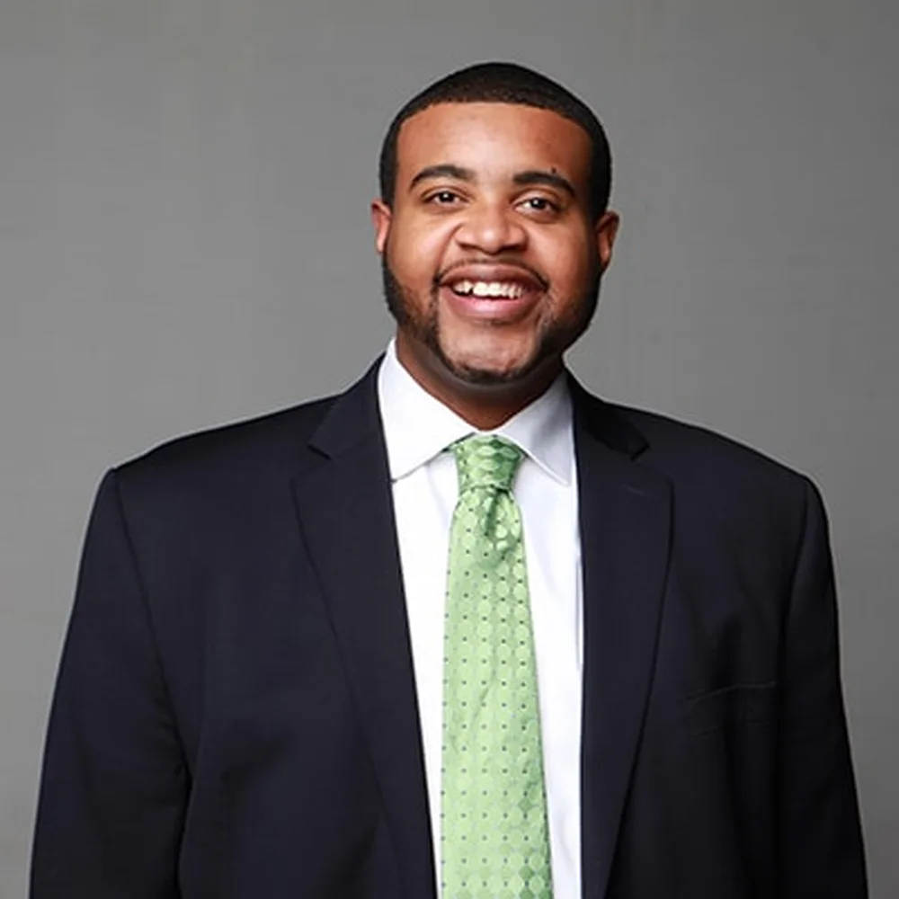 Official portrait of Donavan McKinney